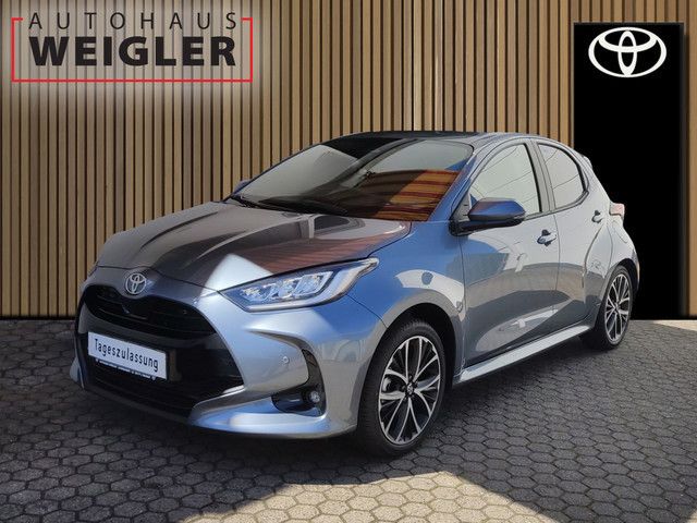 Toyota Yaris Yaris Hybrid Teamplayer kaufen bei Autohaus Weigler Leverkusen