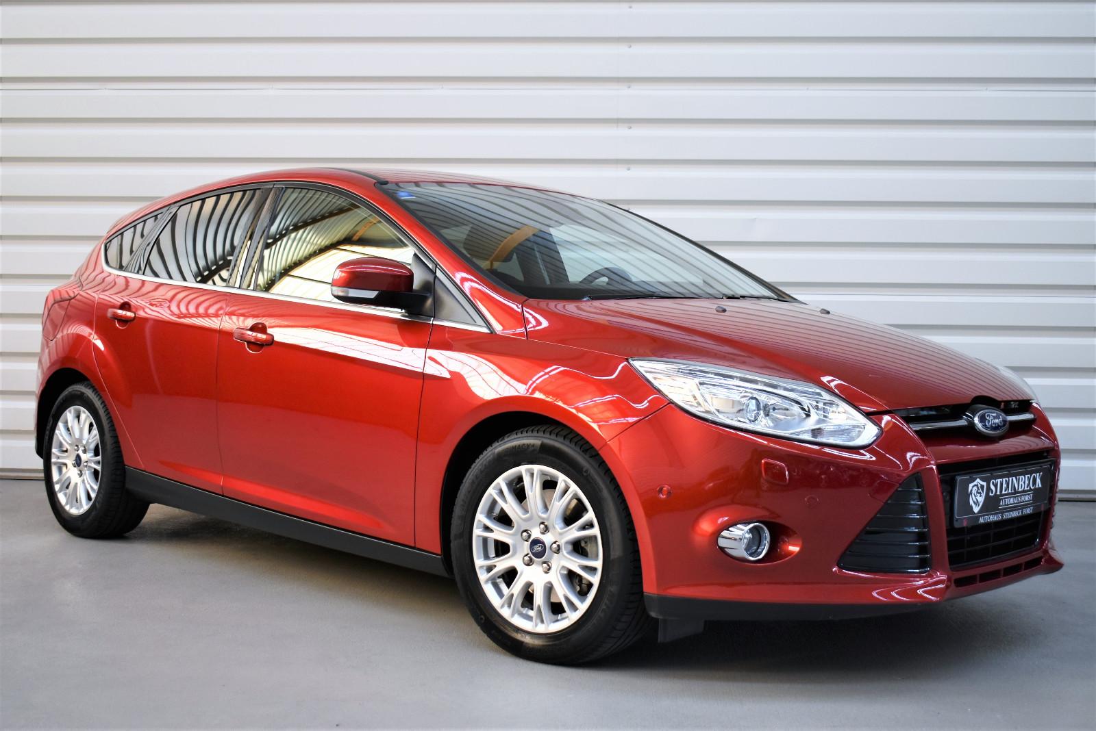 Ford Focus Lim. Titanium+PDC+SHZ+Xenon+Tempomat
