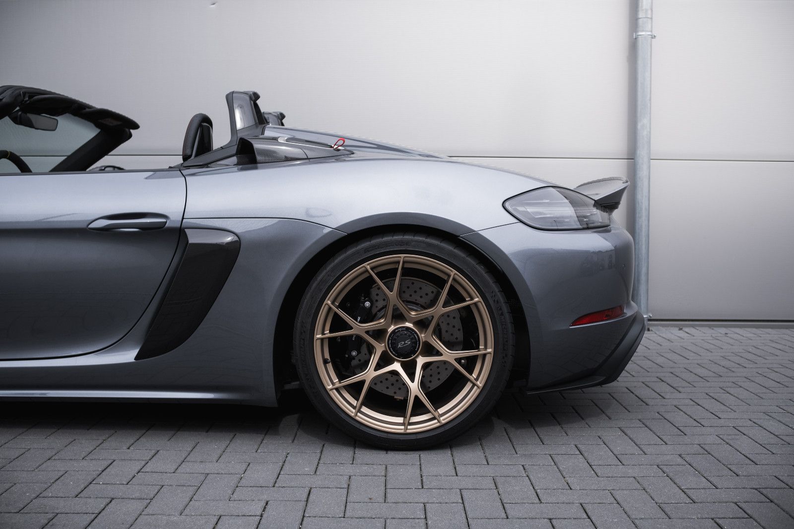 Fahrzeugabbildung Porsche Boxster Spyder RS -Weissach-LED-Lift-BOSE-Kam.