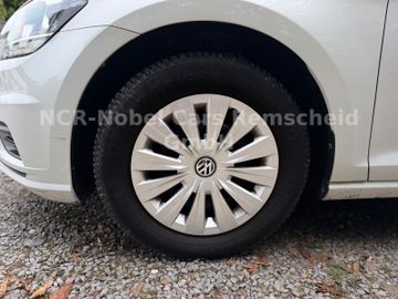 Volkswagen Golf - 12