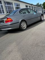 BMW 325xi - e 46  Allrad Tempomat- Klima- XENON - BMW 325: E46