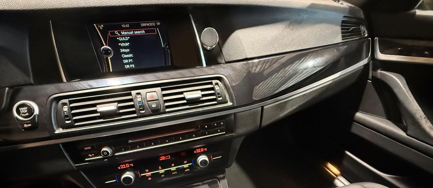 BMW 520 2014 — photo 15