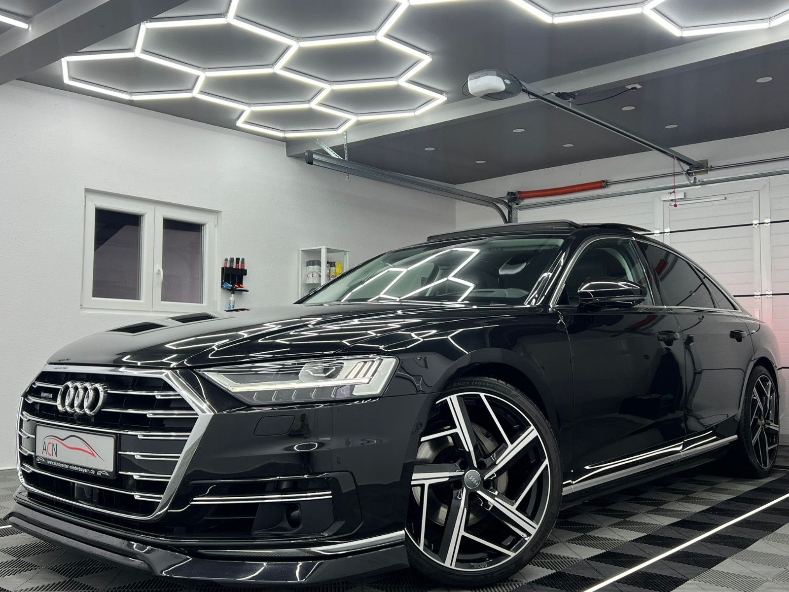 Fahrzeugabbildung Audi A8 50 TDI Quattro/MASSAGE FOND/TV FOND/ACC/VOLL