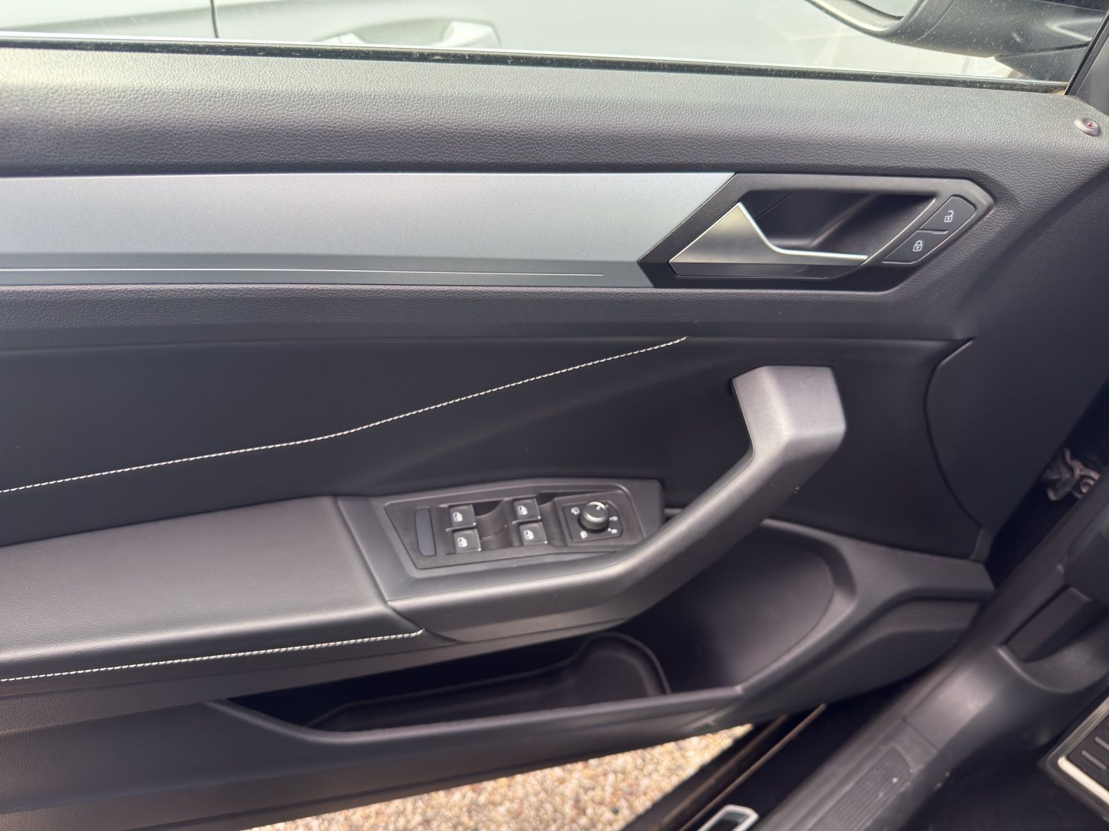 Volkswagen T-Roc - Bild 9