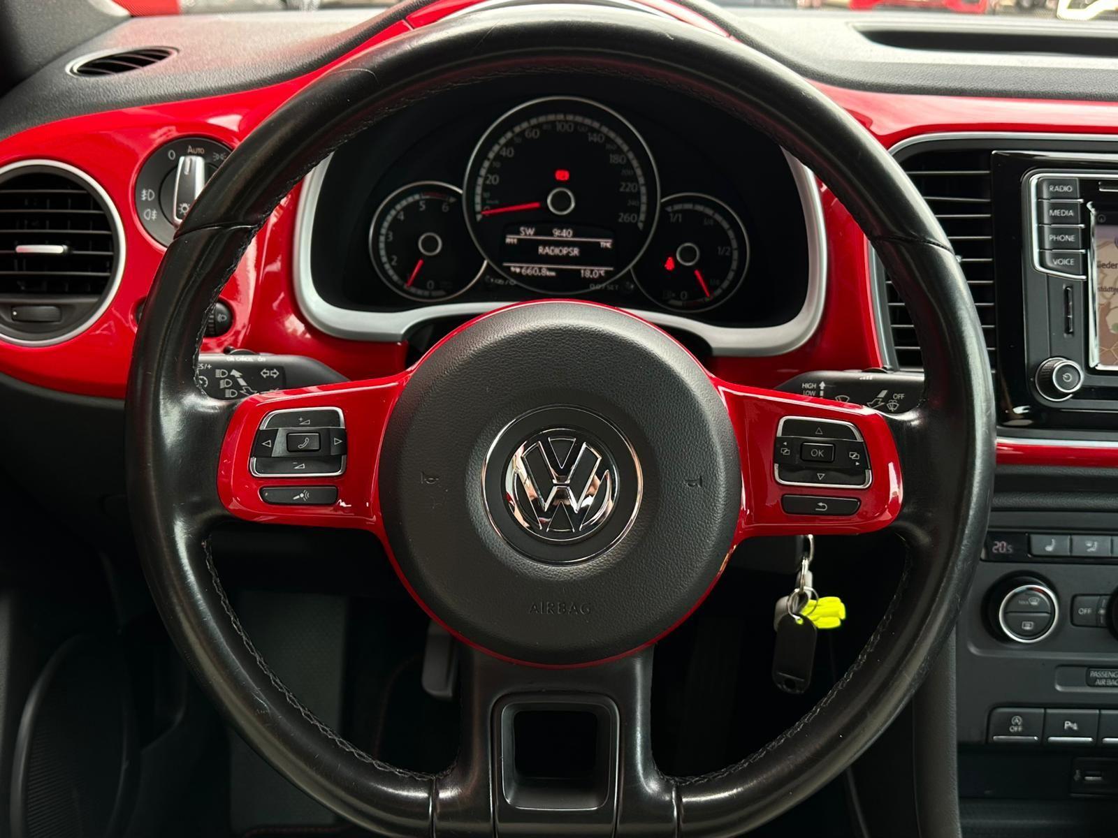 Volkswagen Coccinelle Cabriolet 2.0 TDI R-Line – Cuir – Navigation - Xenon
