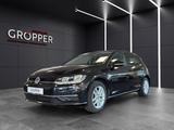 Volkswagen Golf VII 1.5 TSI ACT DSG/Panorama/AppConnect/VC - gebrauchte Limousinen in Paderborn