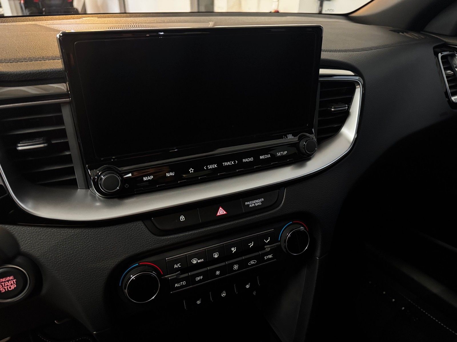 Fahrzeugabbildung Kia XCEED 1.6T 180PS GTL LEDER NAVI KAMERA KLIMAAUT.