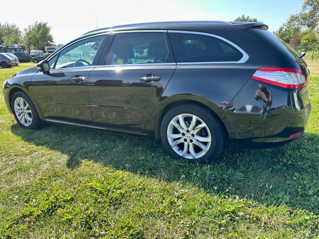 Peugeot 508 SW Active 155 THP Automatik — Bild 2
