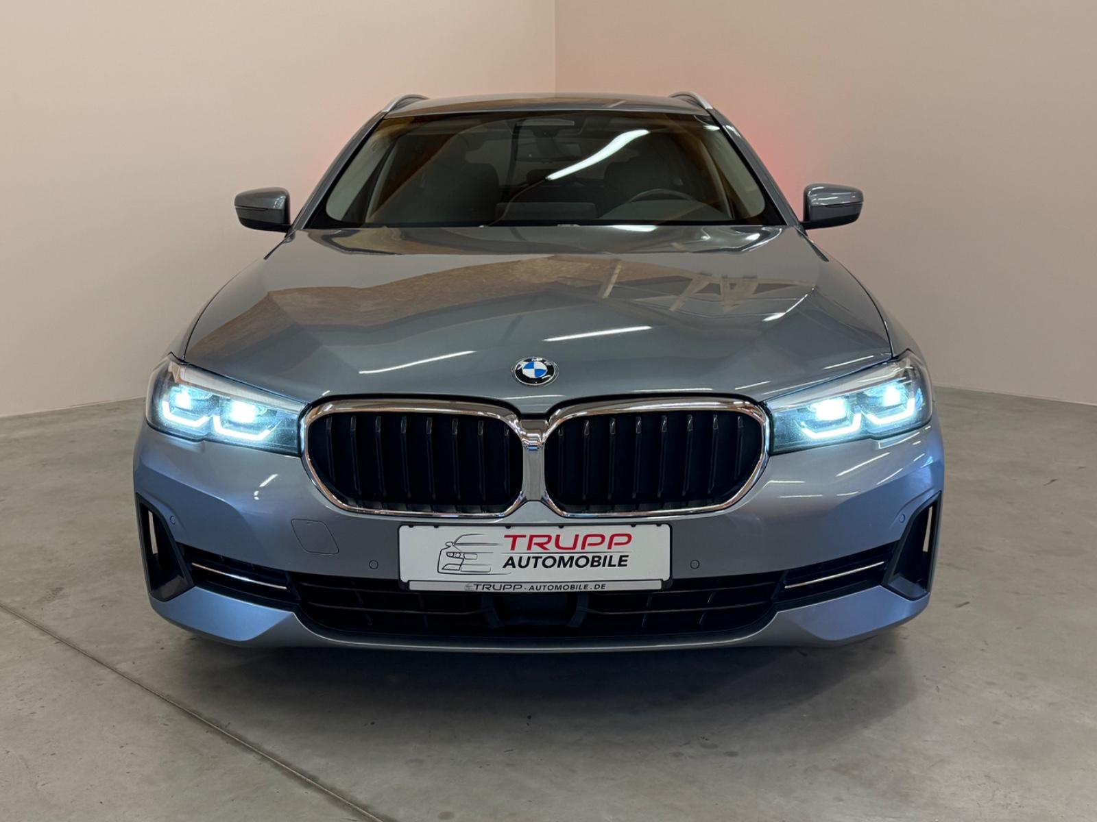BMW 520d xDrive/LED/AHK/4xSHZ/NAVI/ACC/R-KAM/VIRTUAL