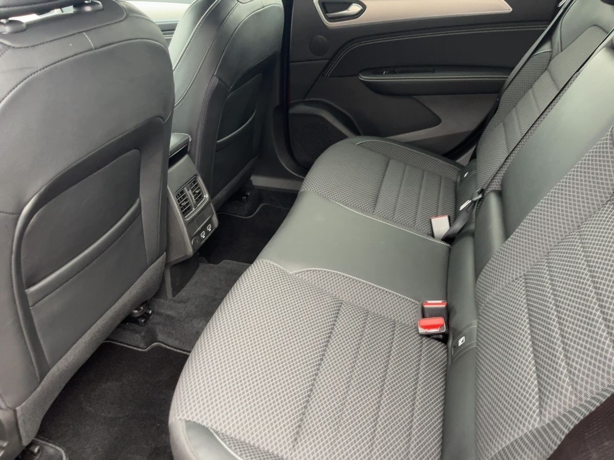 Fahrzeugabbildung Renault Arkana Techno TCe 140