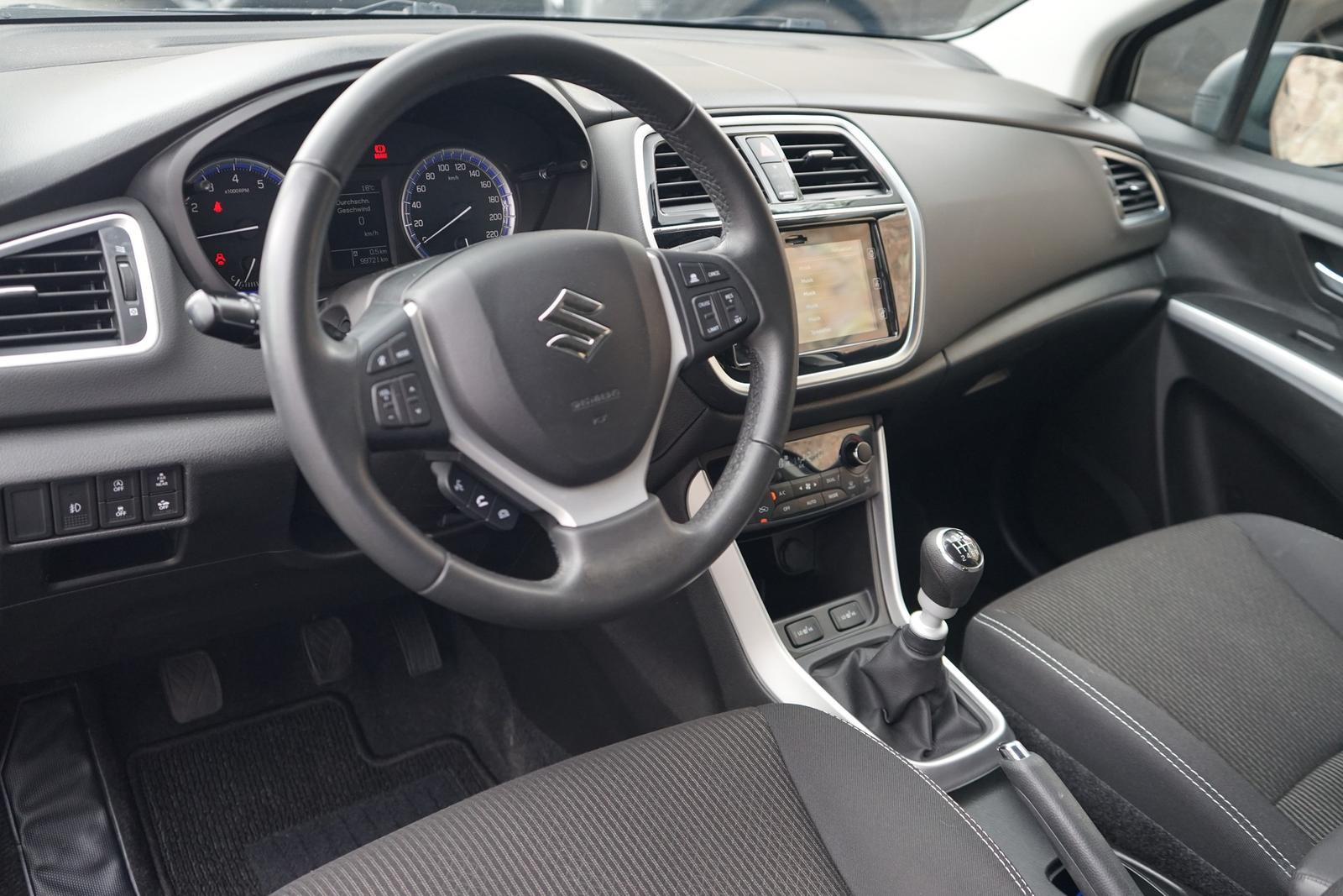 Suzuki SX4 S-Cross 1.4 Boosterjet mHev LED Kamera ACC