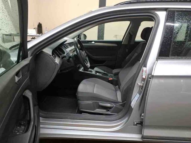 Passat Variant 2.0 TDI DSG LED+NAVI.+AHK+RFK+ACC