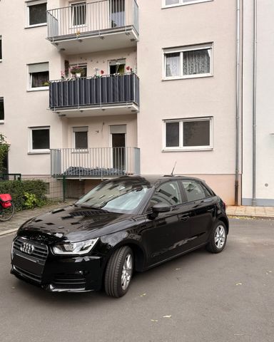 AUDI A1 1.0 TFSI ultra Sportback -