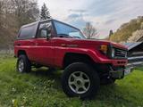 Toyota Land Cruiser HZJ73 - Toyota Land Cruiser: Geländewagen, Hzj