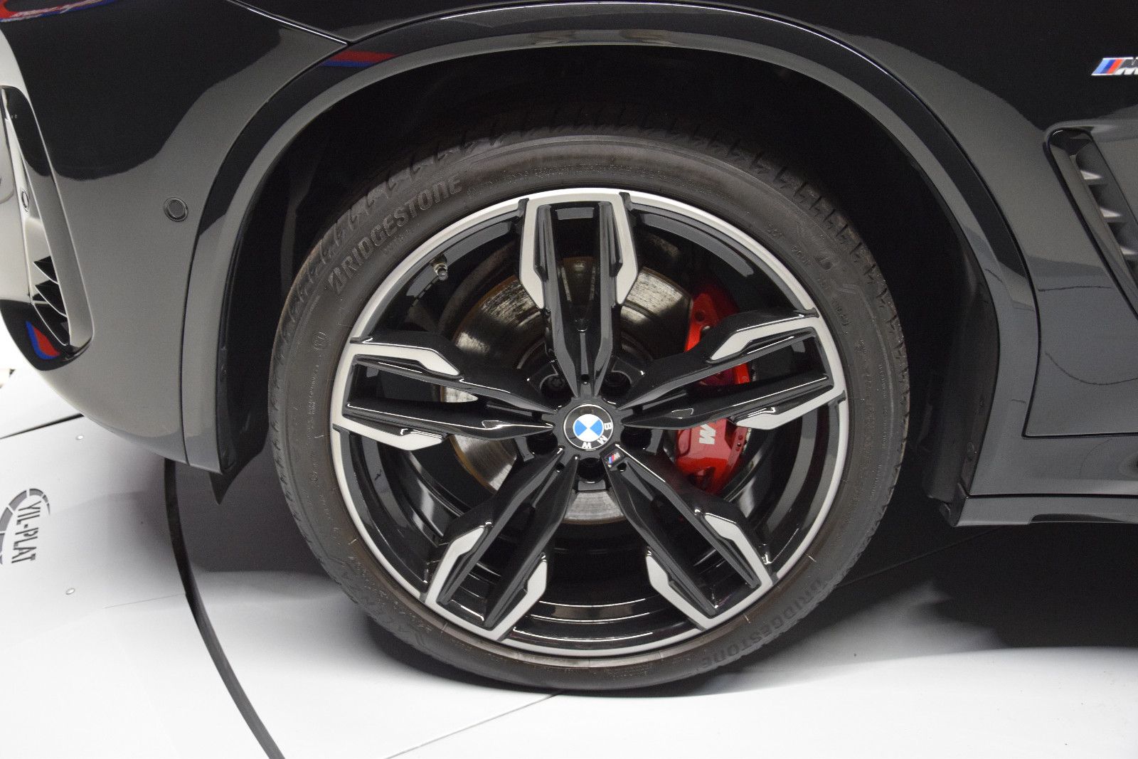 Fahrzeugabbildung BMW X4 M40i xD Laser Pano ACC h/k AHK 360° 21"Memory