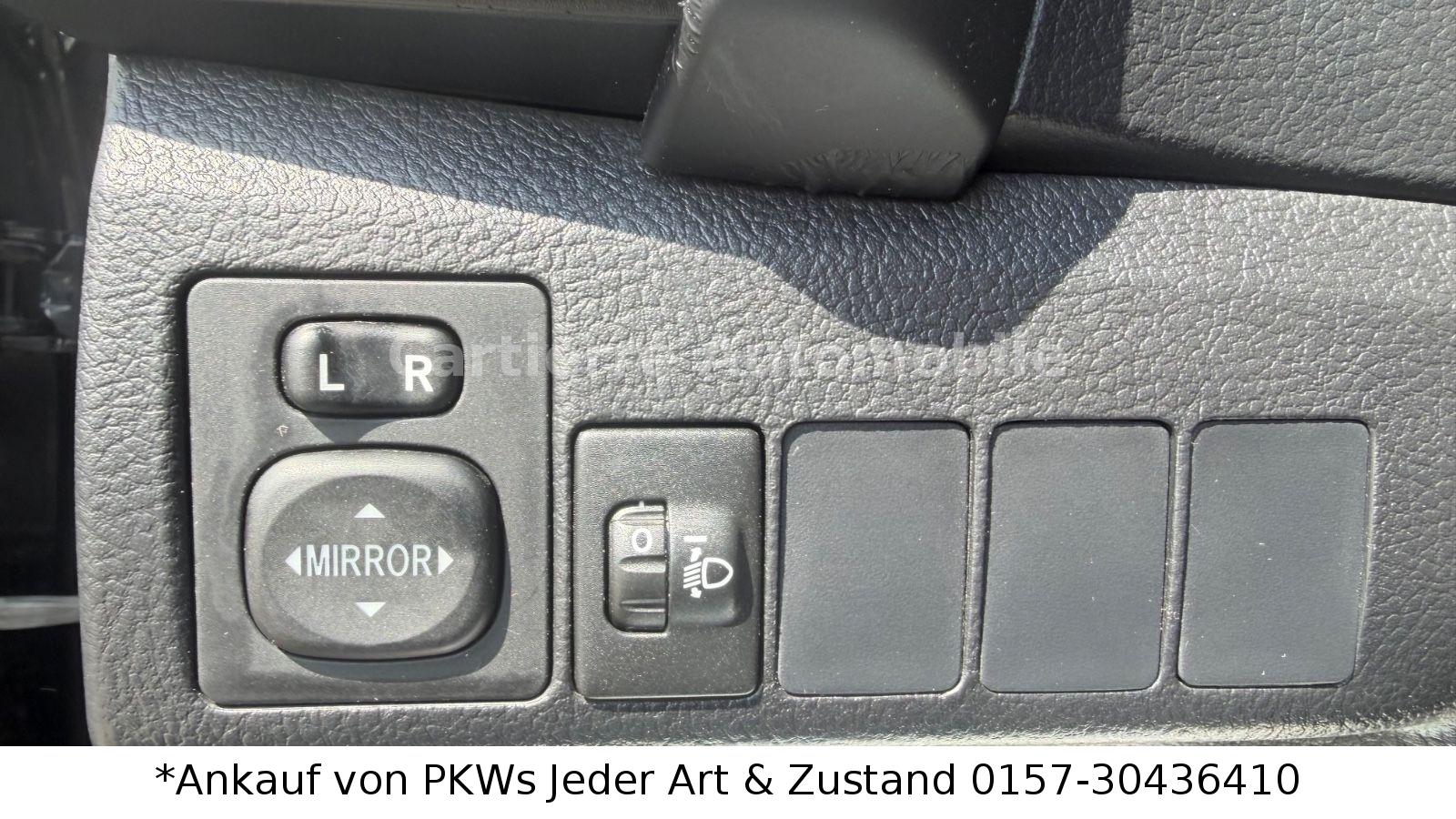 Toyota Auris 2015 — photo 25