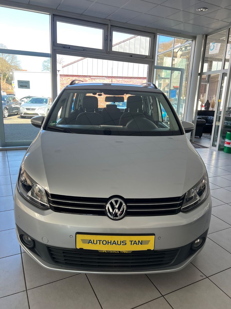 Fahrzeugabbildung Volkswagen Touran 2.0 TDI DSG