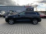 Volkswagen Touareg R-LINE VIRTUAL/KAMERA 360°/LED/XENON - gebrauchte VW Touareg aus dem Jahr 2023