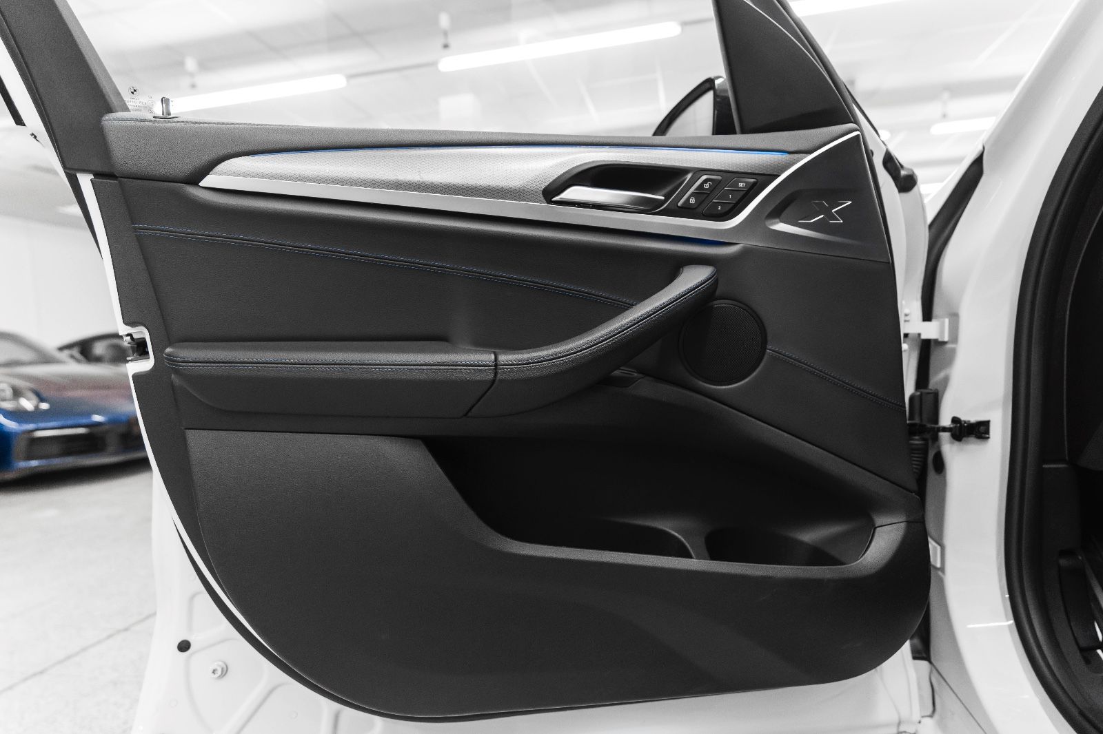 Fahrzeugabbildung BMW X3 Sdrive18D M-SPORT KAM NAV LED RDK LEDER TEMPO