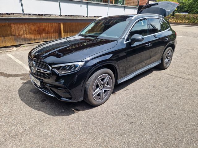MERCEDES-BENZ GLC 300 de 4M.AMG Line AHK. Garantie