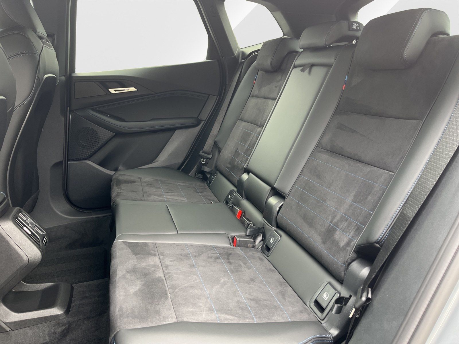 BMW 218 Active Tourer - Bild 11