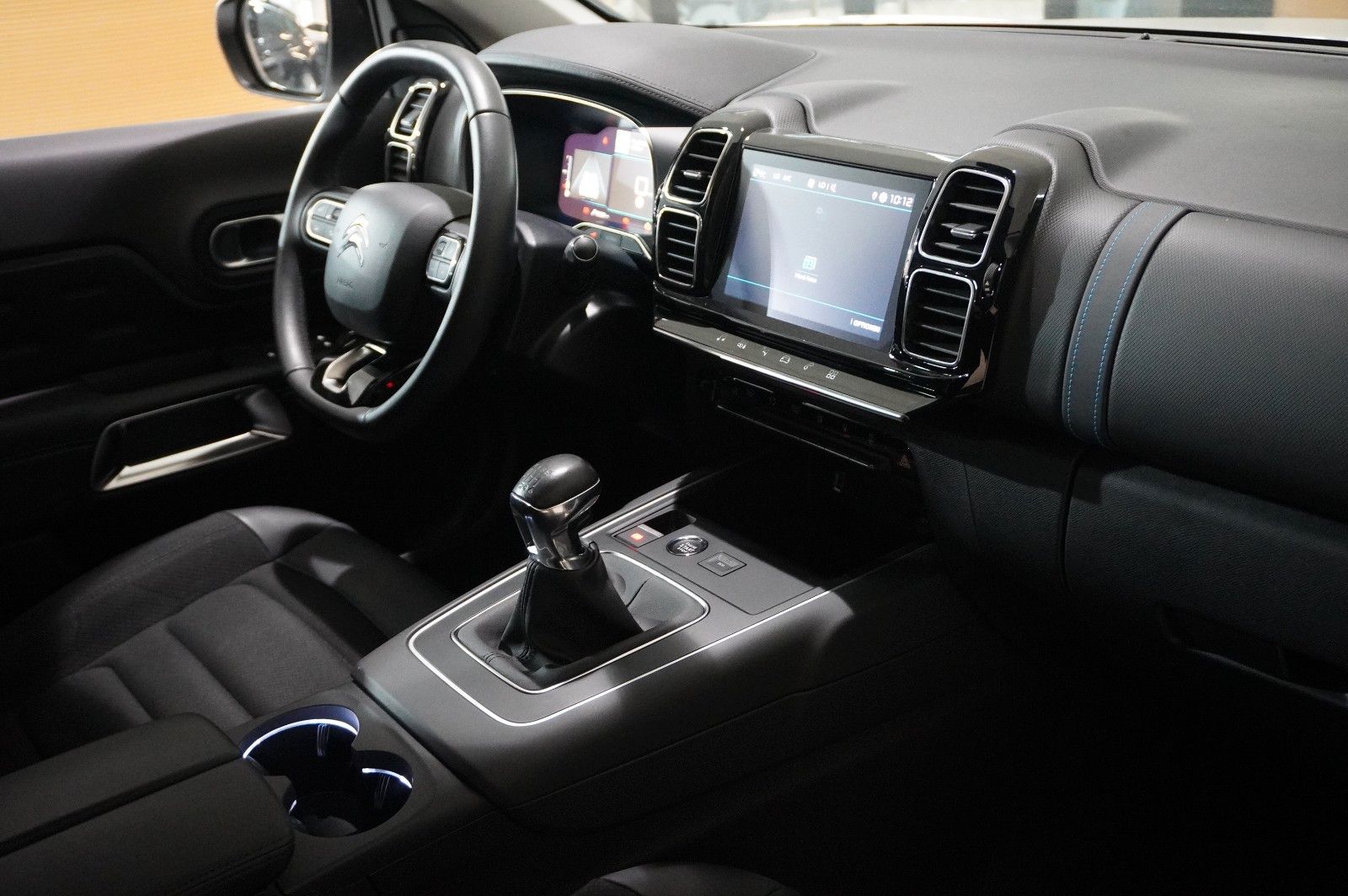 Fahrzeugabbildung Citroën C5 Aircross 1.2T FEEL PACK NAVI/LED/KAMERA/VIRT.