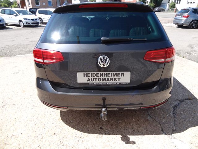 Fahrzeugabbildung Volkswagen Passat Variant Comfort/1.Hd/SitzH/AHK/59TKM/150P