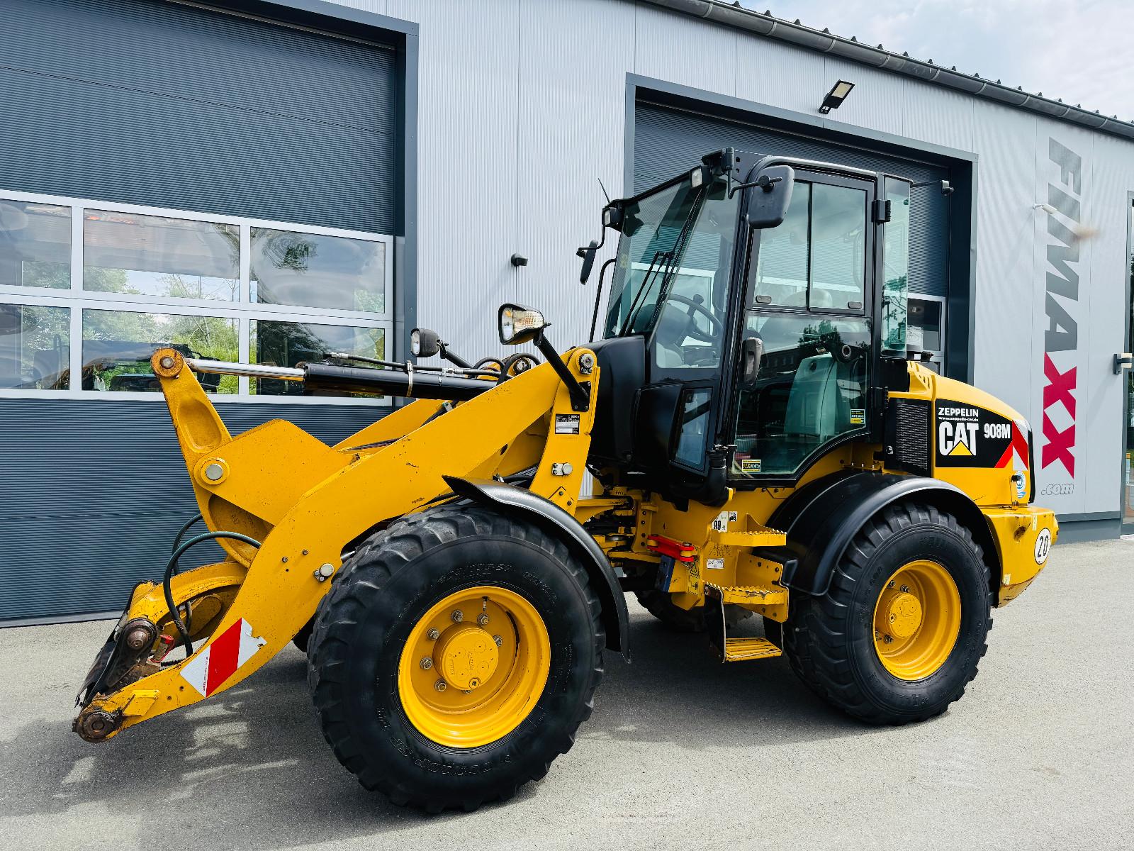 CAT 908 M  - INKL. SCHAUFEL & GABEL