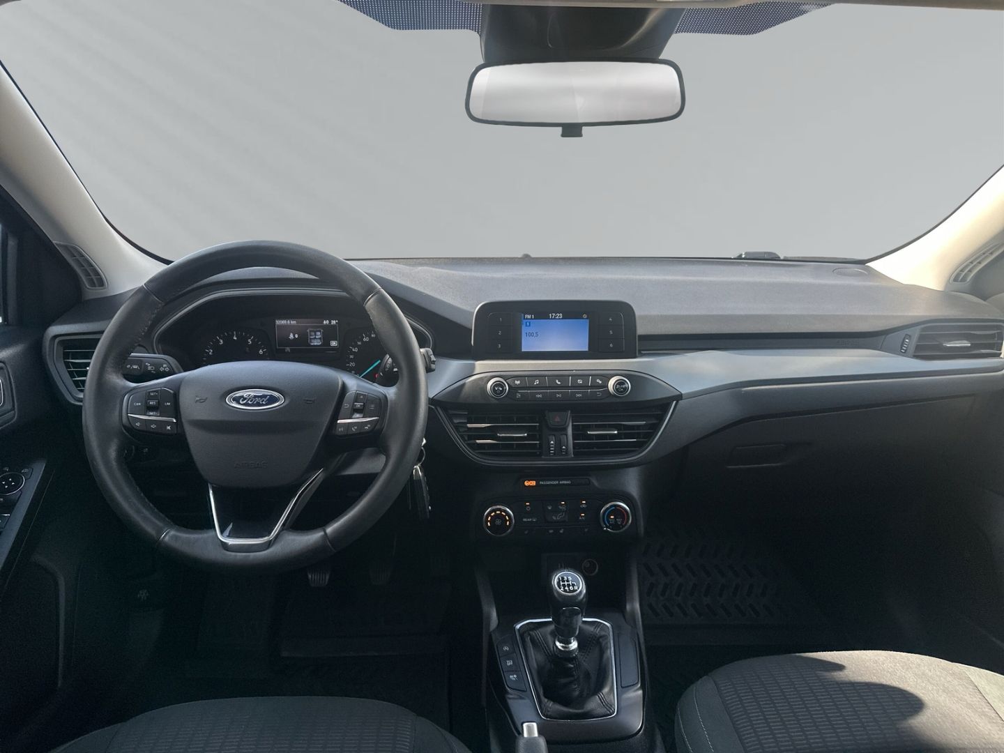 Fahrzeugabbildung Ford Focus Turnier + Sitzheizung +Lenkradheizung +Spu