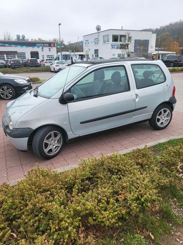 Renault Twingo C06