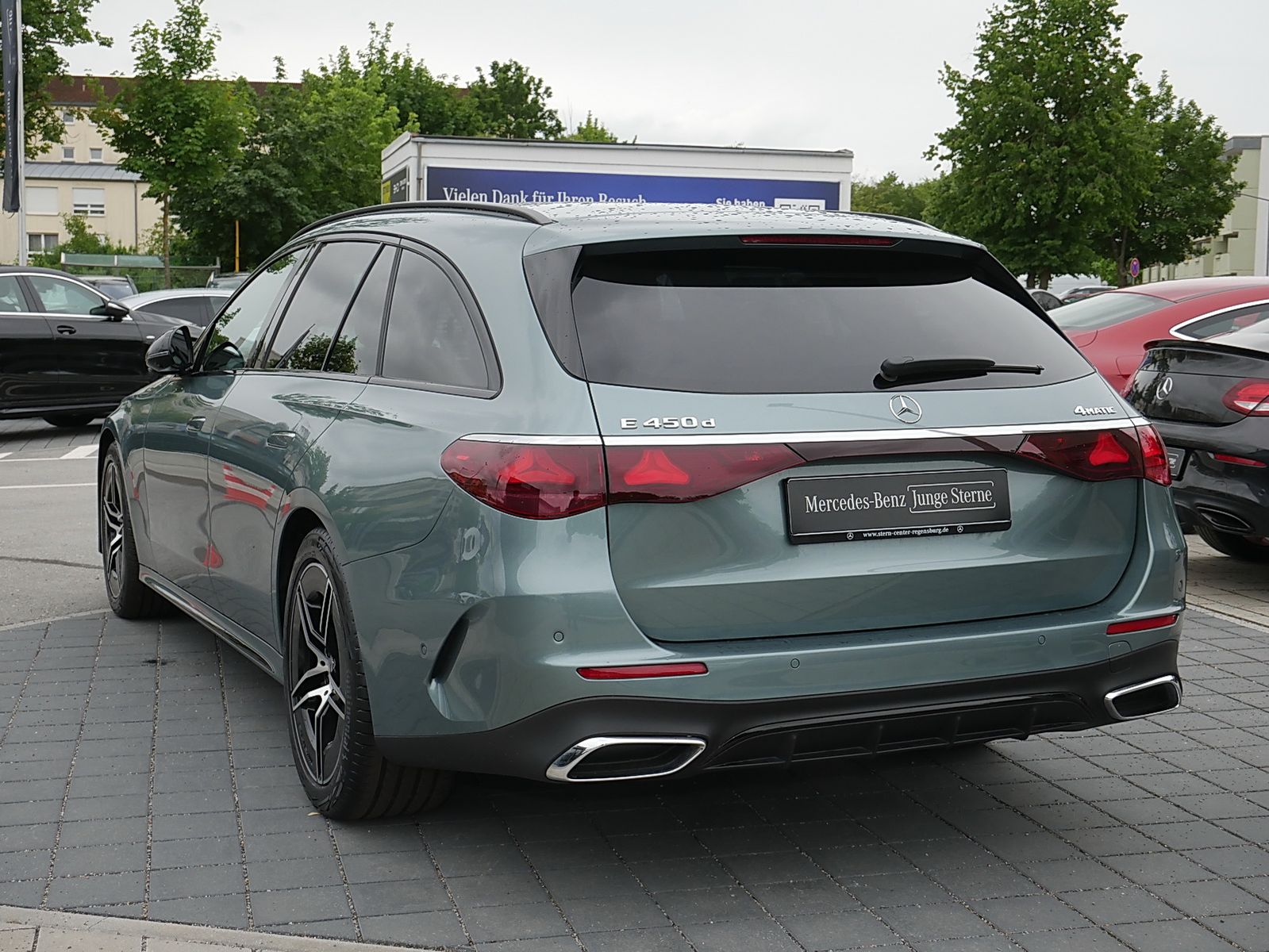 Mercedes-Benz E 450 d 4MATIC T+AMG+Night+DIGITAL LIGHT+AHK+DAB foto 3
