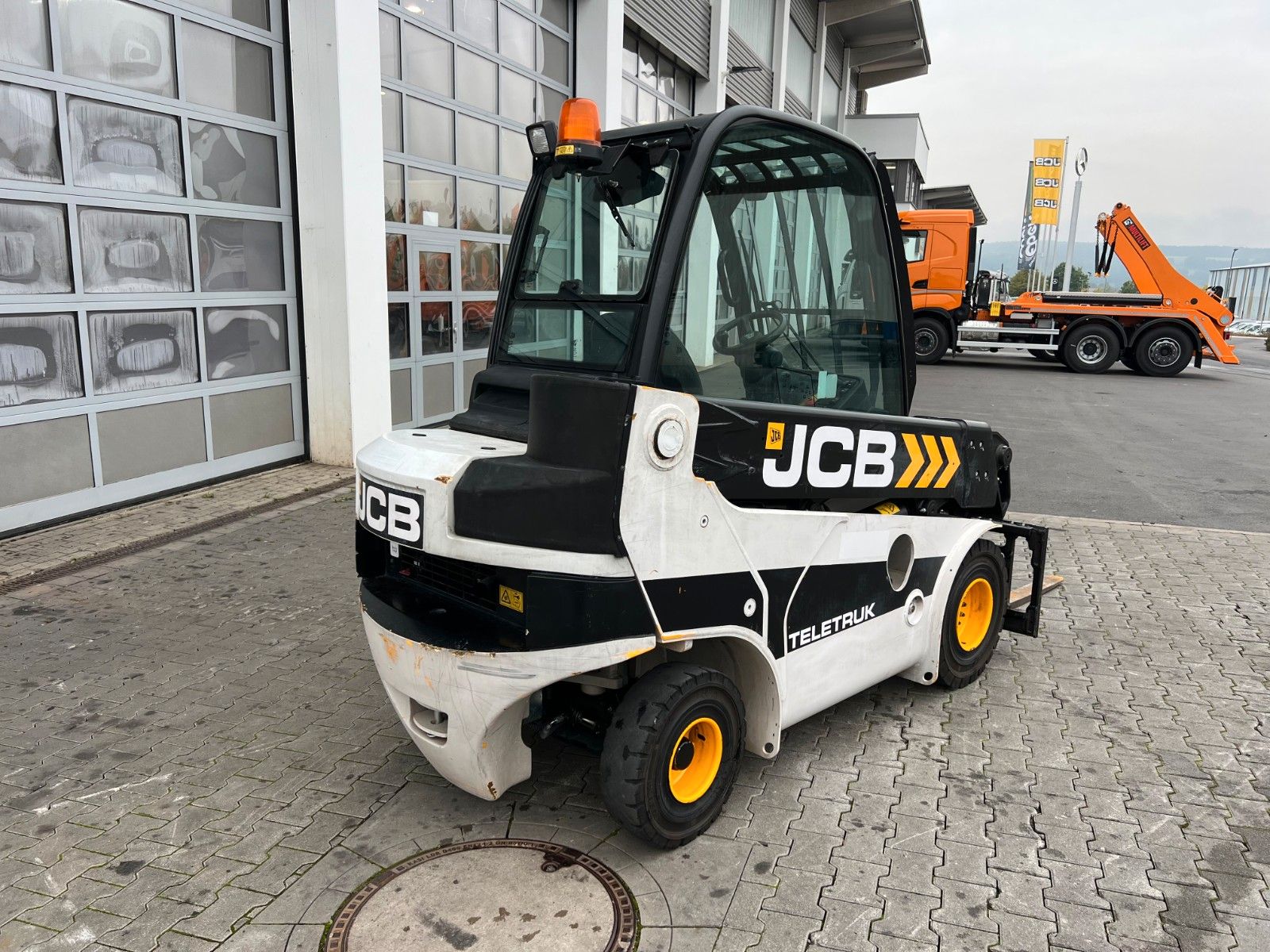 Fahrzeugabbildung JCB TLT 30D 2WD / nur 1.948h!