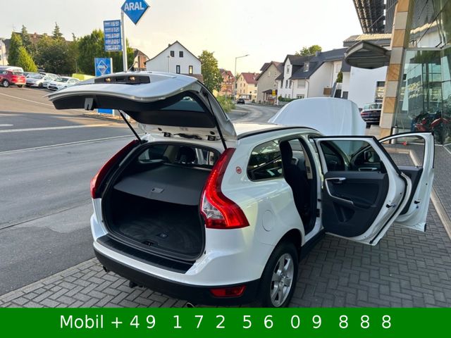 Volvo XC 60 T6 Kinetic AWD 4x4 AHK 2.Hd