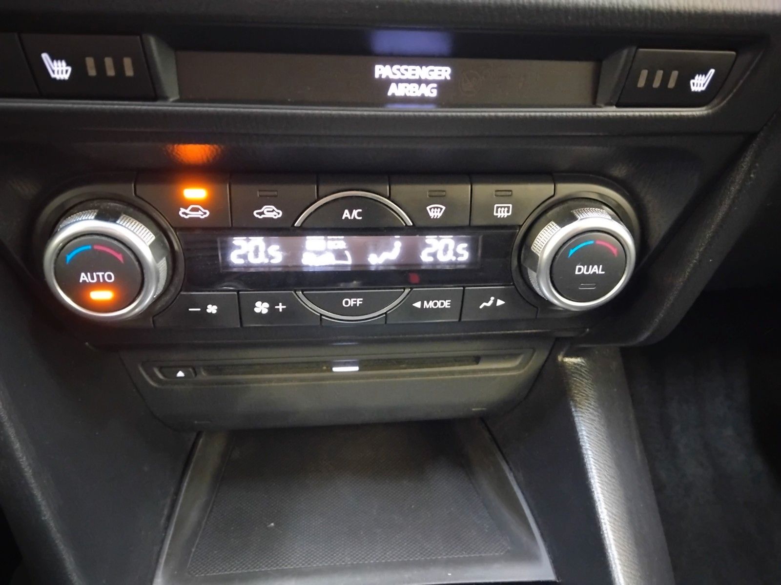 Mazda 3 (06/2026, Benzin)