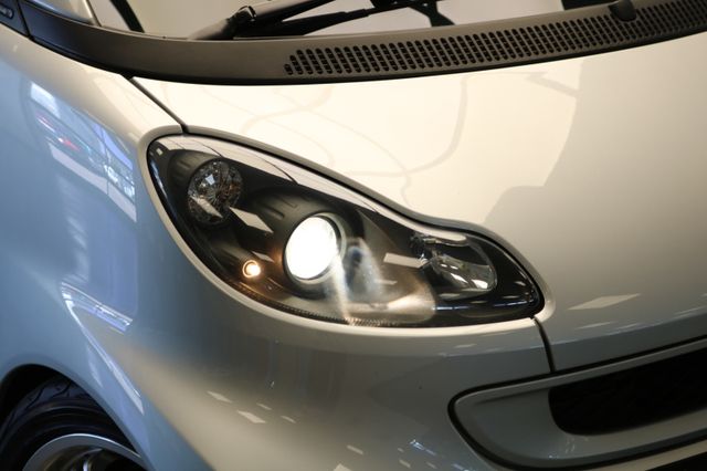 ForTwo fortwo cabrio Brabus/NAVI/LEDER/AUTOMATIK – Vorschau 3