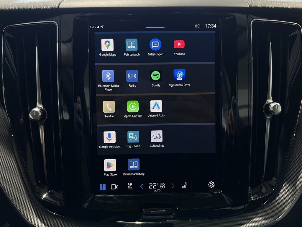 Volvo XC60 T6 Plus Dark Recharge AWD ACC Pano H/K LED