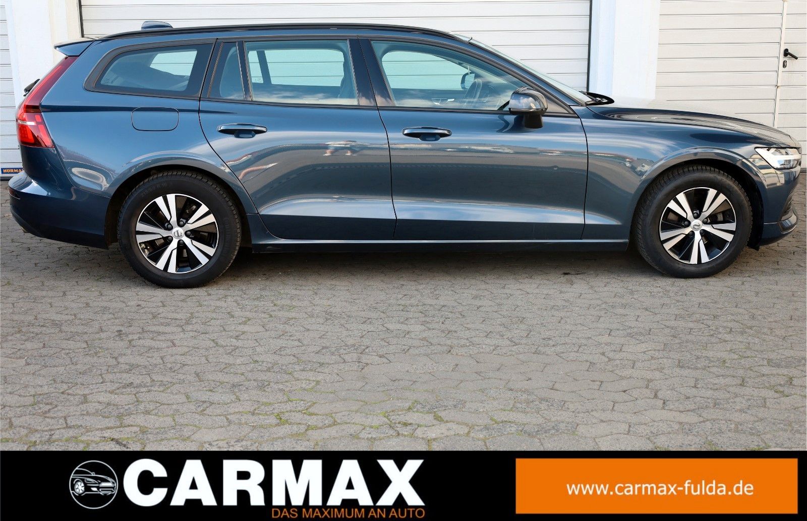 Fahrzeugabbildung Volvo V60 Momentum Core,Navi,LED,DAB,PDC,AHK