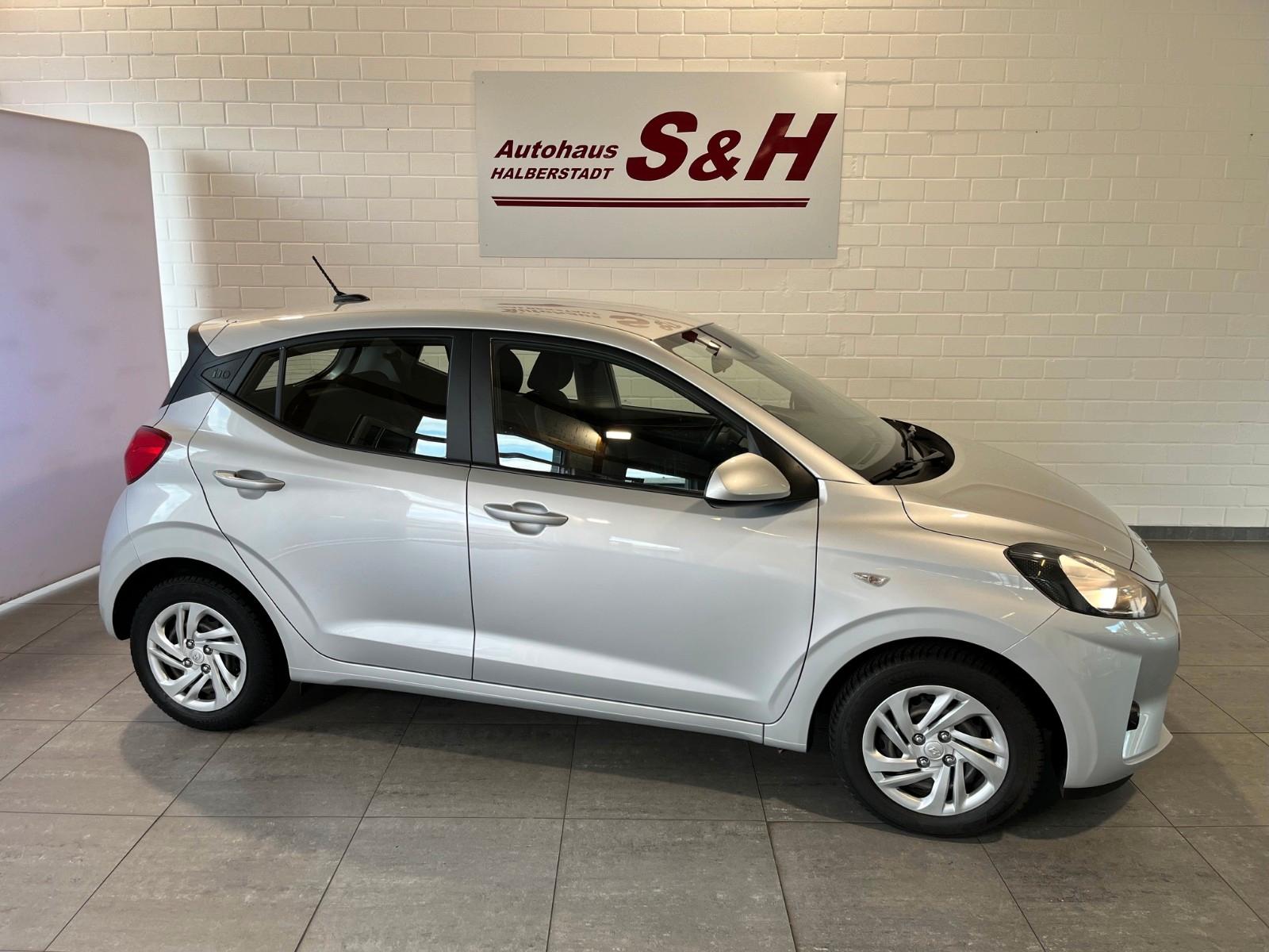 Hyundai i10 1,0Select Klima Sitz/Lenkheiz PDCh Tempo DAB