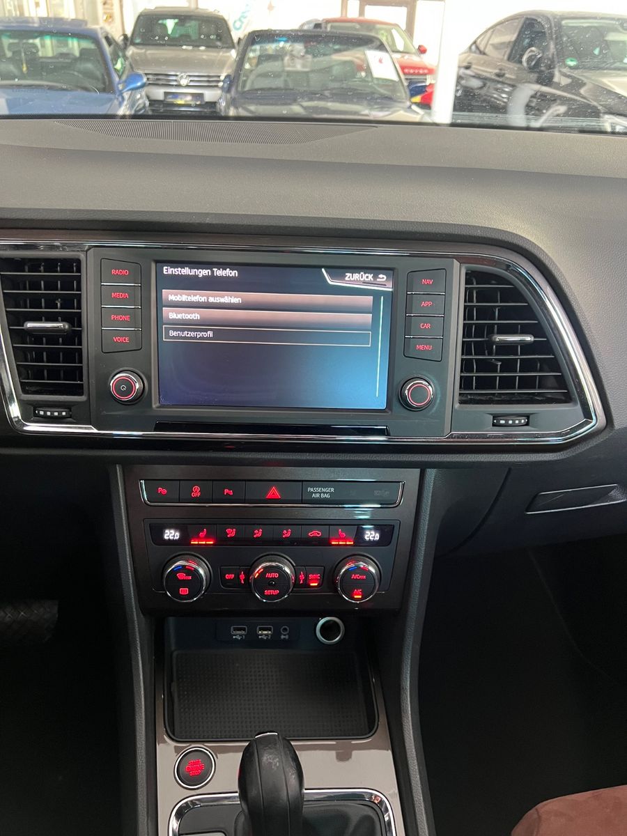 Fahrzeugabbildung SEAT Ateca Xcellence 2.0 TDI *LED*ACC*ALCANTARA*AHK*