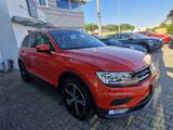 Volkswagen Tiguan 2.0 TDI Sound 4Motion AHK DSG Navi LED AC - VW Tiguan Gebrauchtwagen in Stuttgart