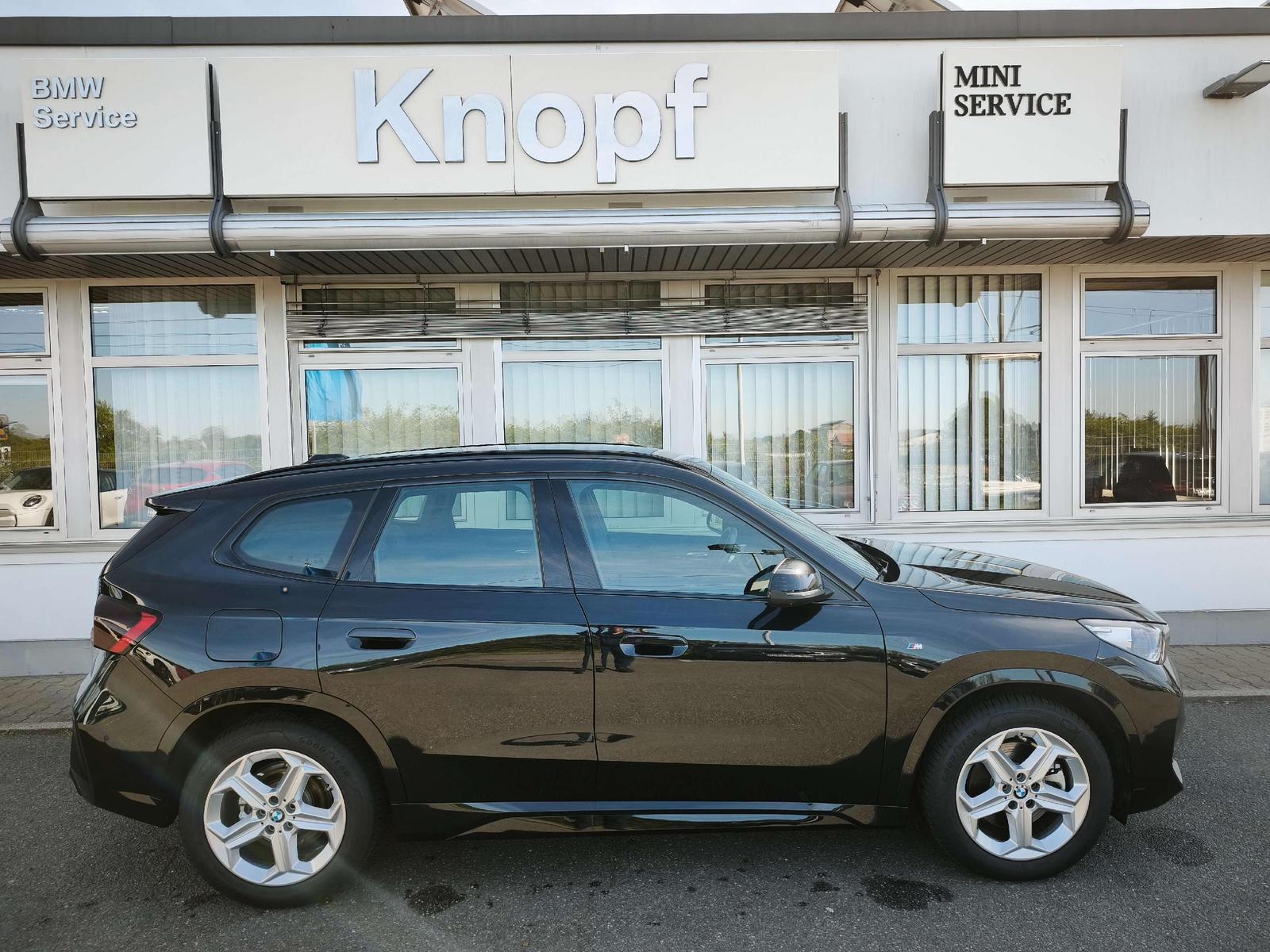 BMW X1 20 i sDrive M Sport AHK,HEAD-UP,HARMAN   KARD