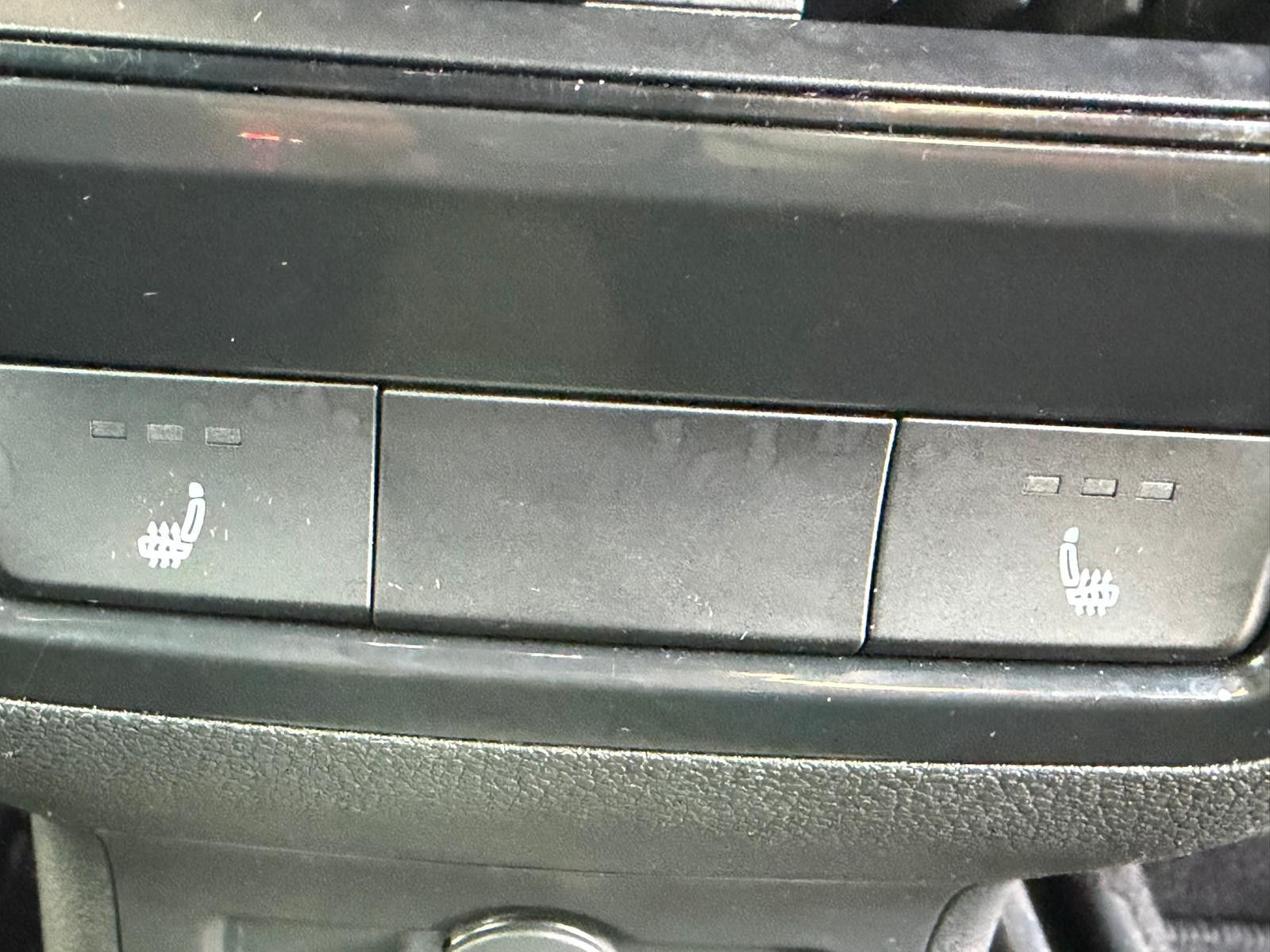 Fahrzeugabbildung SKODA Karoq 2.0TSI Sportline 4x4 DSG LED+NAVI+SHZ+TEMP