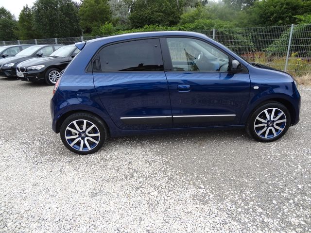 Fahrzeugabbildung Renault Twingo Cosmic/58.000km/1.Hd/Kamera/Navi/SitzH/