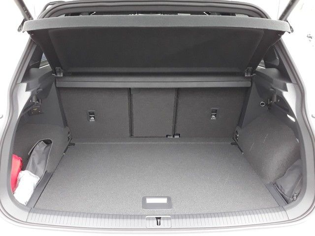 Fahrzeugabbildung Volkswagen Tiguan 2.0TDI DSG 4M R-Line PANO+AHK+STDHZ+++