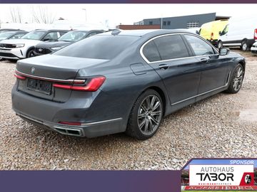 BMW 750 - 3