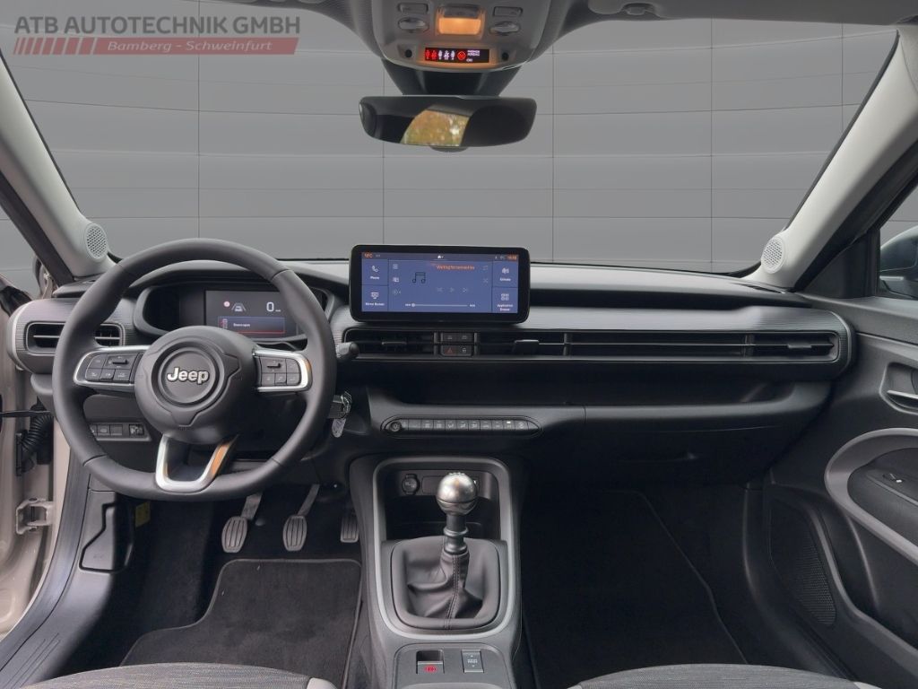 Fahrzeugabbildung Jeep Avenger WINTERPAKET TEMPOMAT EPH HINTEN