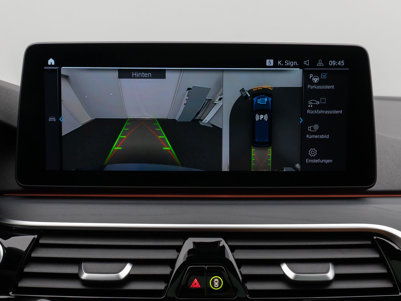 Fahrzeugabbildung BMW 530e xD M Sport Panorama 360°Laser HUD DAB H/K