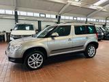 Skoda Yeti Experience DSG*Panorama*Xenon*AHK - Skoda Yeti mit Benzin-Antrieb: Experience
