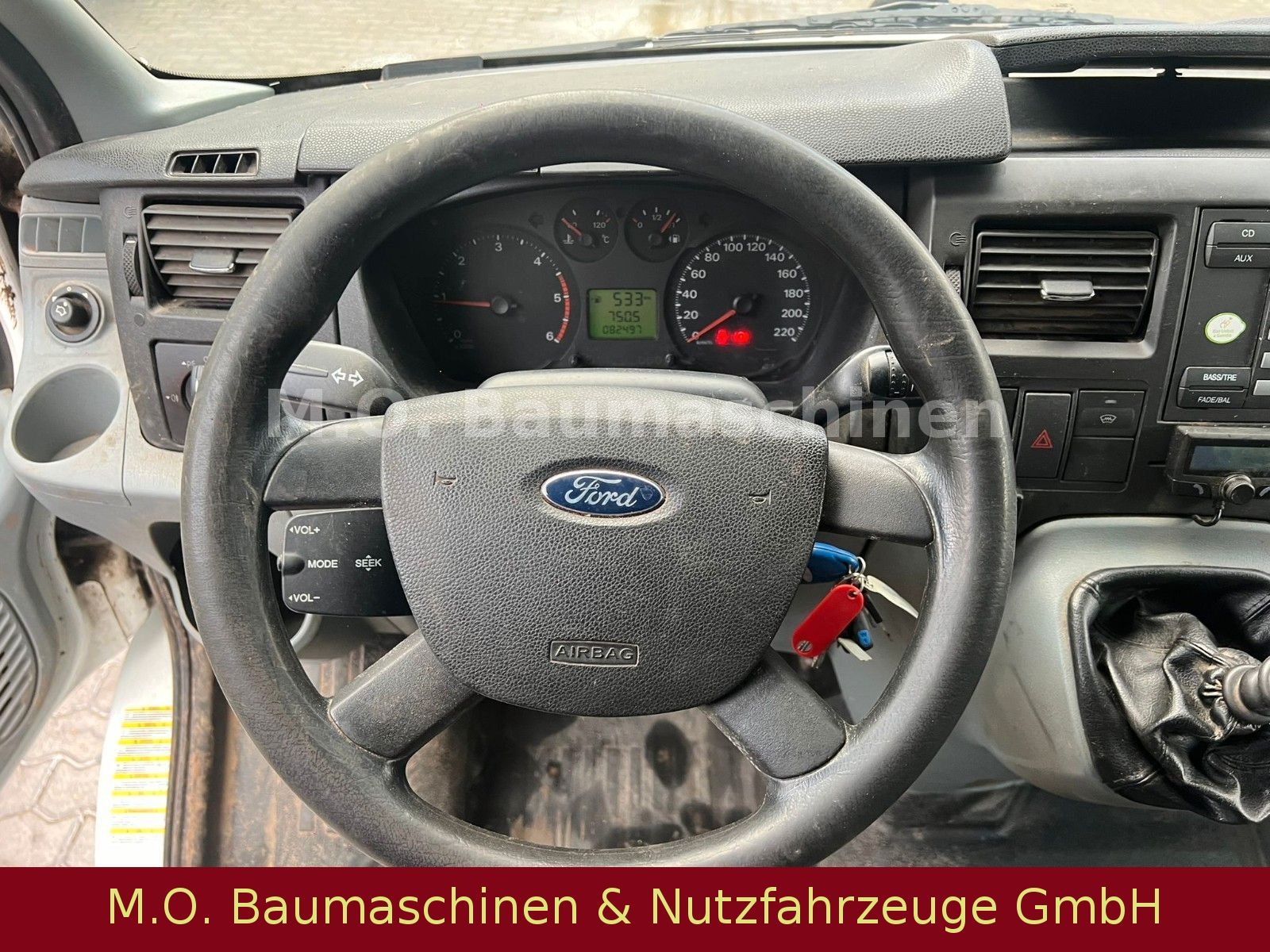 Fahrzeugabbildung Ford Transit Pritsche 115T350  Doka /