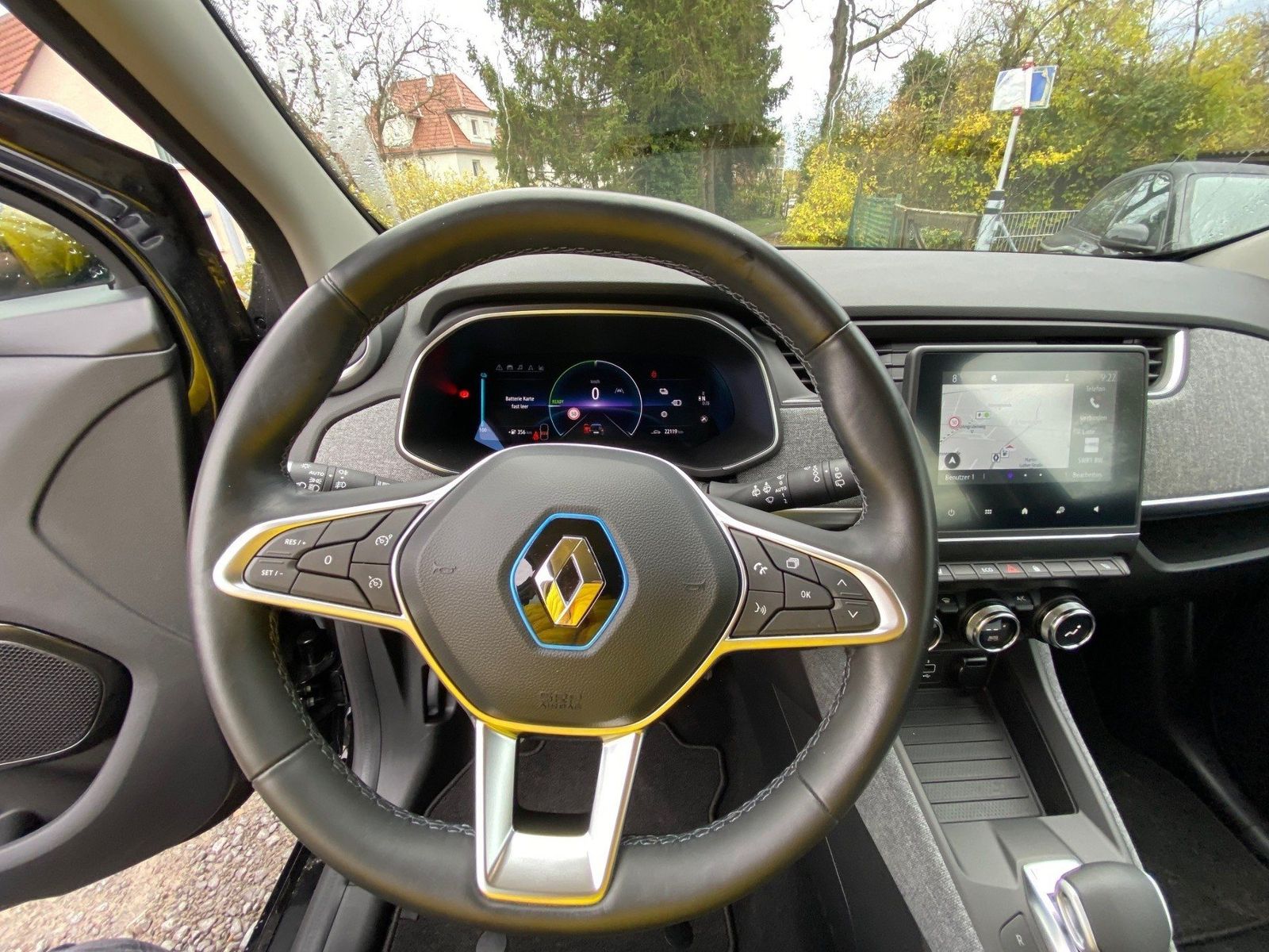 Fahrzeugabbildung Renault ZOE Intens R135 Z.E. 50 SHZ GJR NAVI